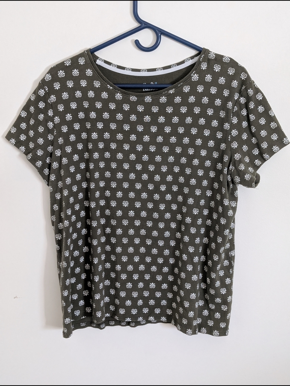 Croft & Barrow Women's XL Green Floral Cotton Crew Neck Shirt